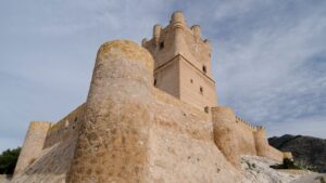 VISITAR TRES CASTILLOS CERCANOS