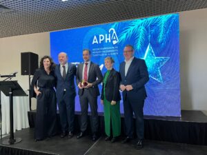 APHA HOMENAJEA A MSC CRUCEROS