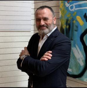 CONVERSANDO CON GRANDES DEL TURISMO: JULIÁN LLORCA DEL MOLINO