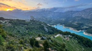 EL REFUGIO DEL AGUA: LUJO, FRESCURA Y SILENCIO EN EL CORAZÓN DEL VALLE DE GUADALEST