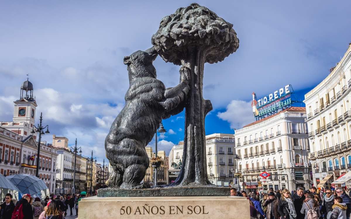 El oso y el Madroño