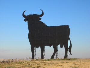 ¿SABES CUÁNTOS «TOROS DE OSBORNE» QUEDAN EN LA PROVINCIA DE ALICANTE?