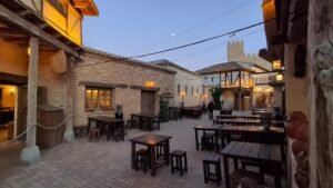 PUY DU FOU, QUESO, E HISTORIA MANCHEGA